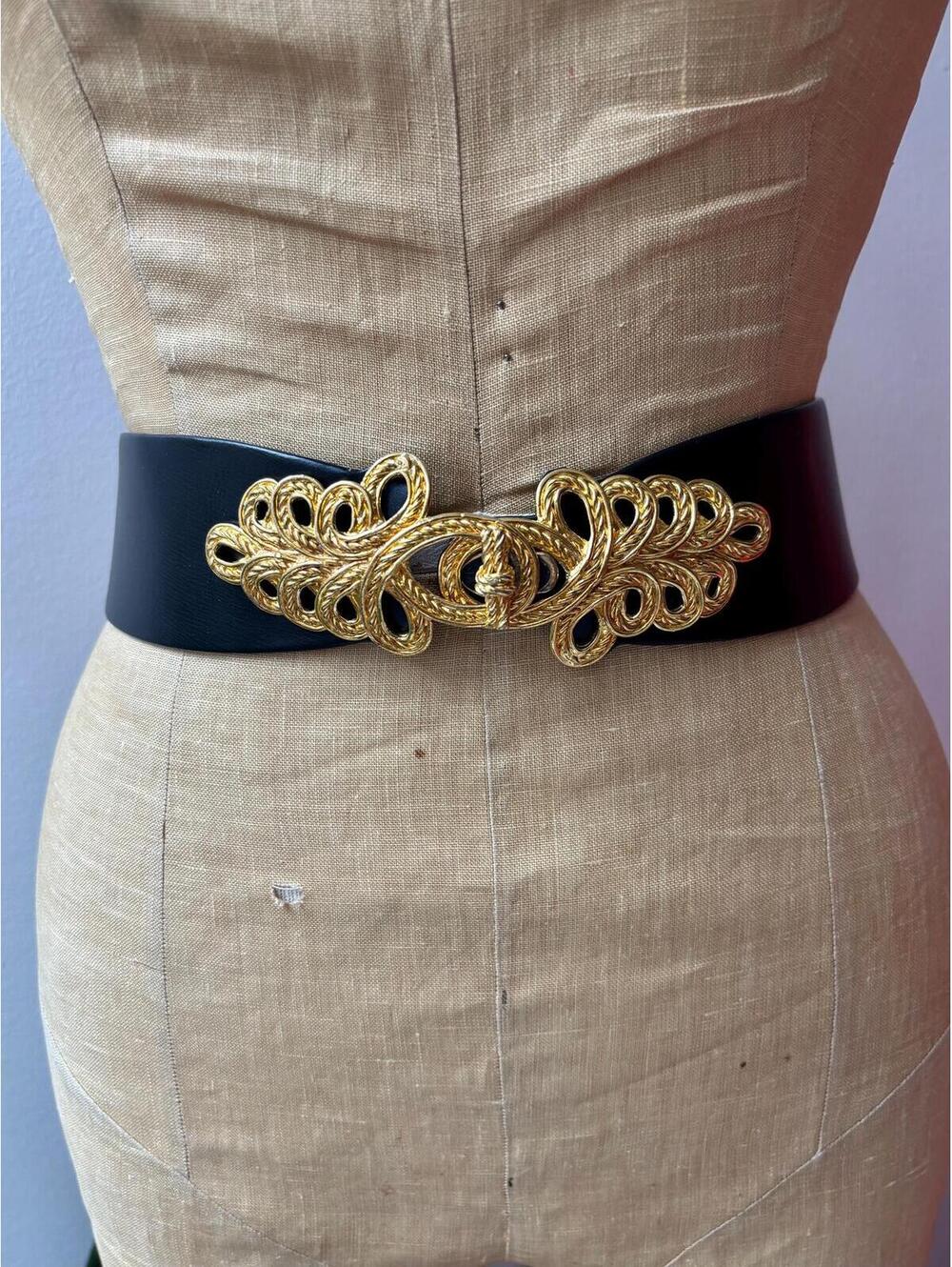 Vintage 1980s Judith Leiber Black Leather Gold Buckle Statement Belt